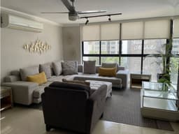 VENTA HERMOSO Y AMPLIO APARTAMENTO PH TORRE DEL SOL - MARBELLA