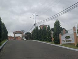 CASA RESIDENCIAL EL DORAL