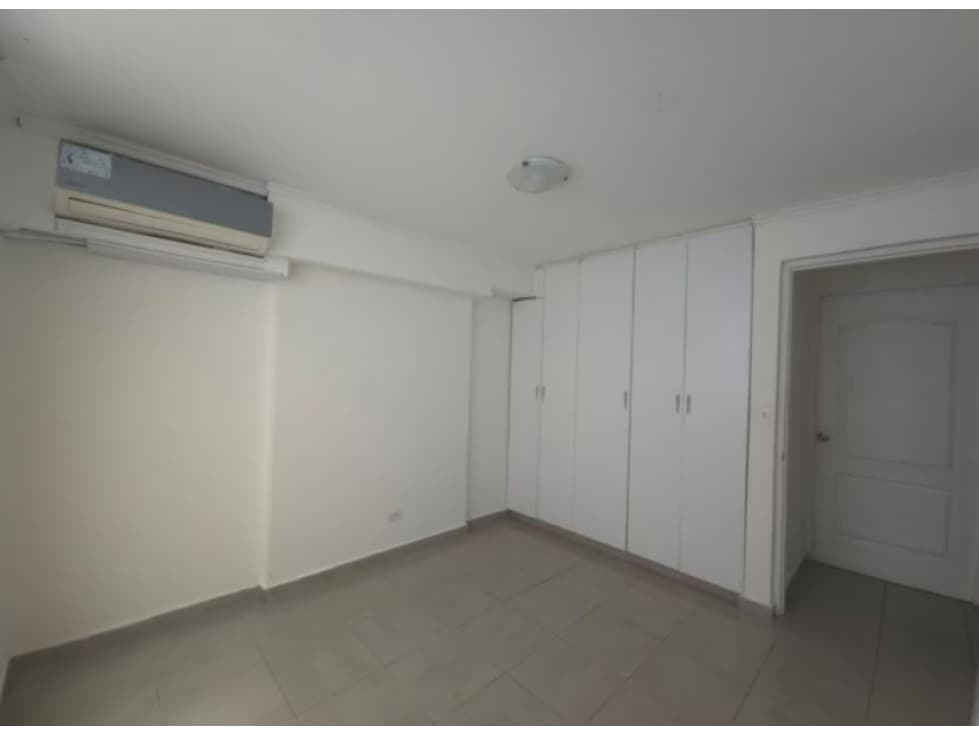 SE VENDE APARTAMENTO EN PH MYSTIC PARK — foto 2