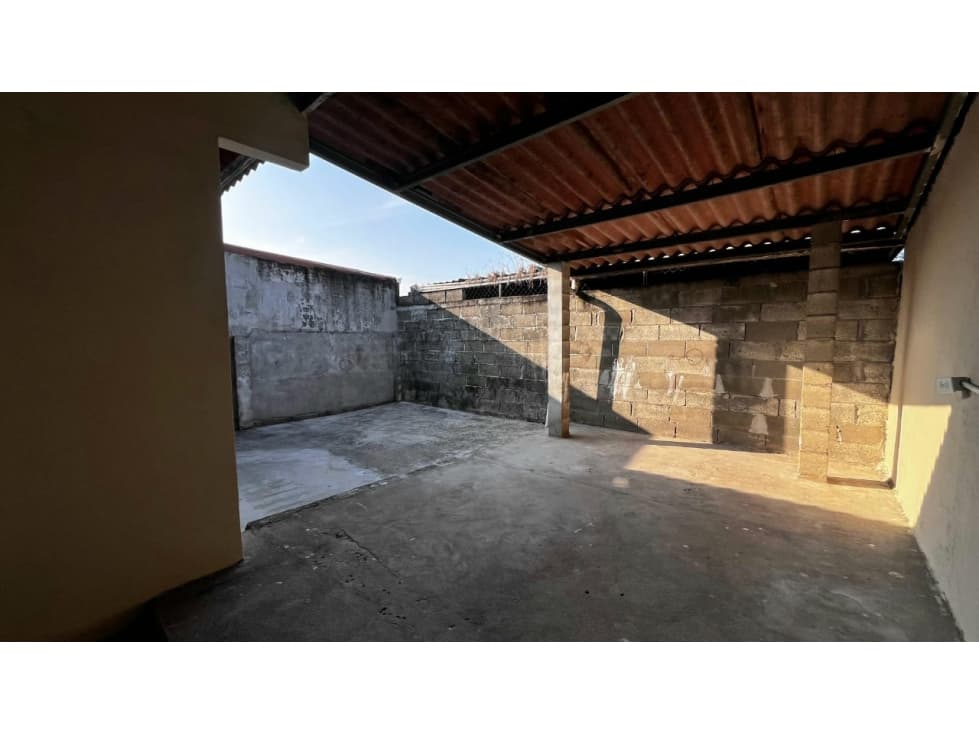 SE VENDE CASA EN PUERTA DEL ESTE — foto 2