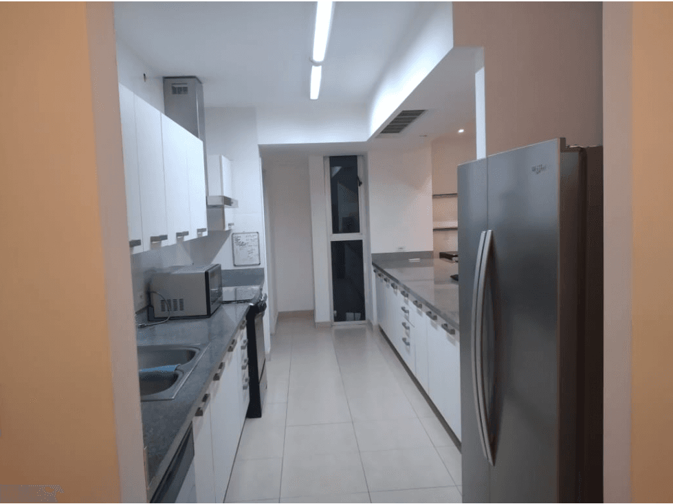 APARTAMENTO EN ALQUILER EN P.H WATERS ON THE BAY — foto 5
