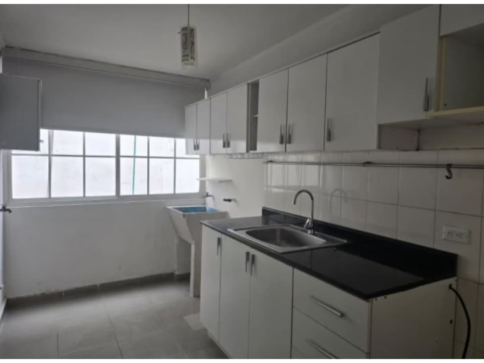 SE VENDE APARTAMENTO EN PH MYSTIC PARK — foto 3
