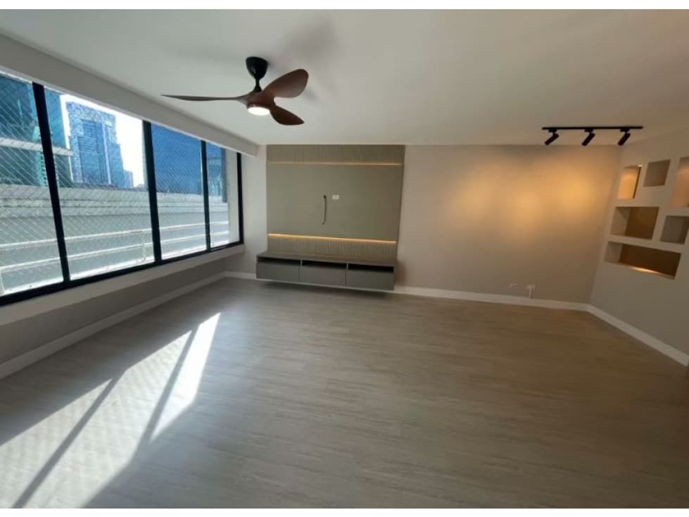 APARTAMENTO EN PH BRISAS DE OBARRIO — foto 3