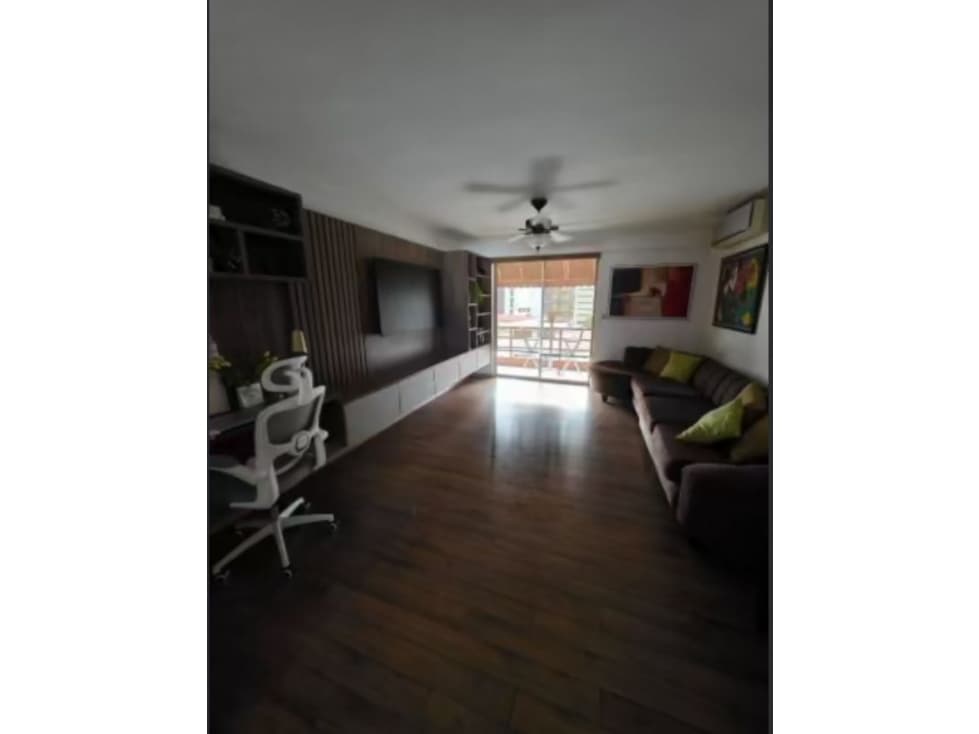 SE VENDE APARTAMENTO EN PH MACONDO — foto 1