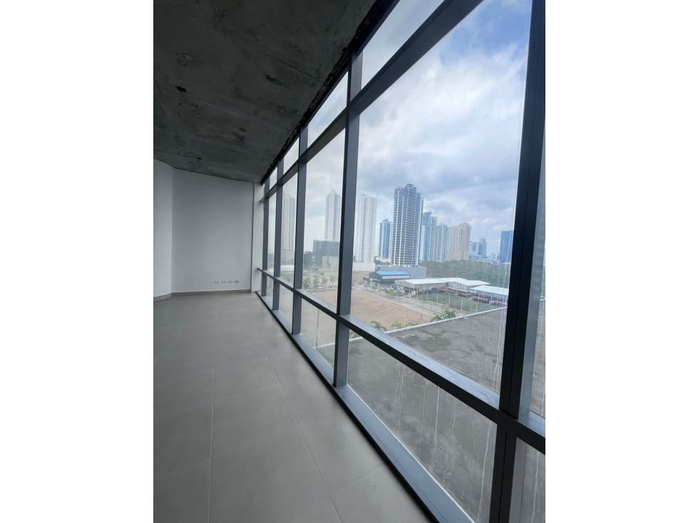 ALQUILER OFICINA EN COSTA DEL ESTE — foto 1