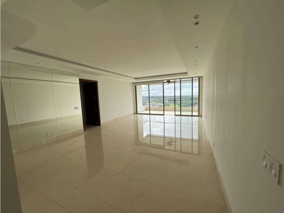 Greenview 235 m2 venta o alqhiler — foto 2