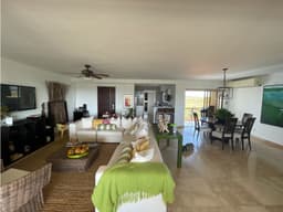 Edificio el quetzal - Punta Barco - $350,000