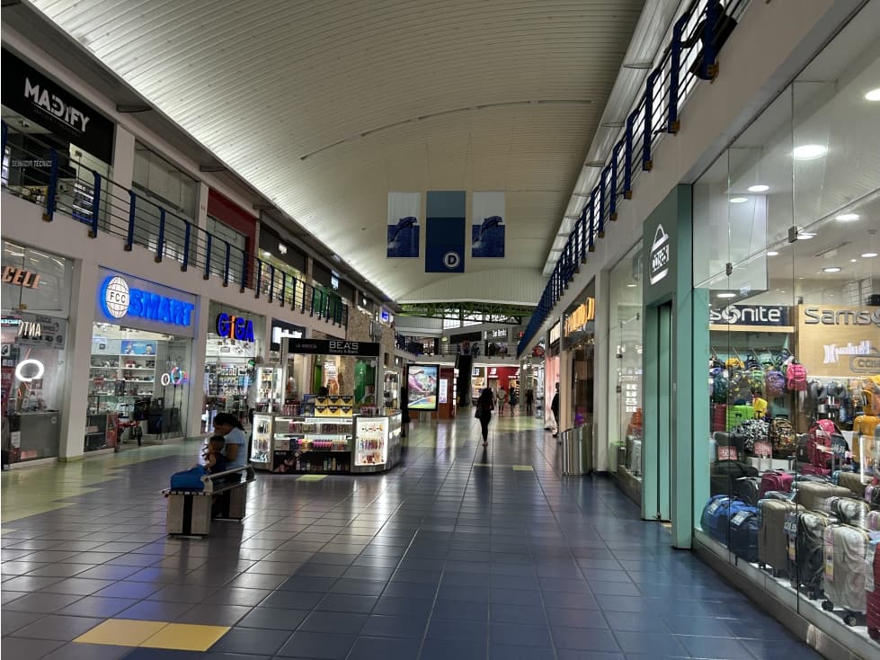 GANGA! LOCAL EN ALBROOK MALL PASILLO DEL HIPOPÓTAMO — foto 6