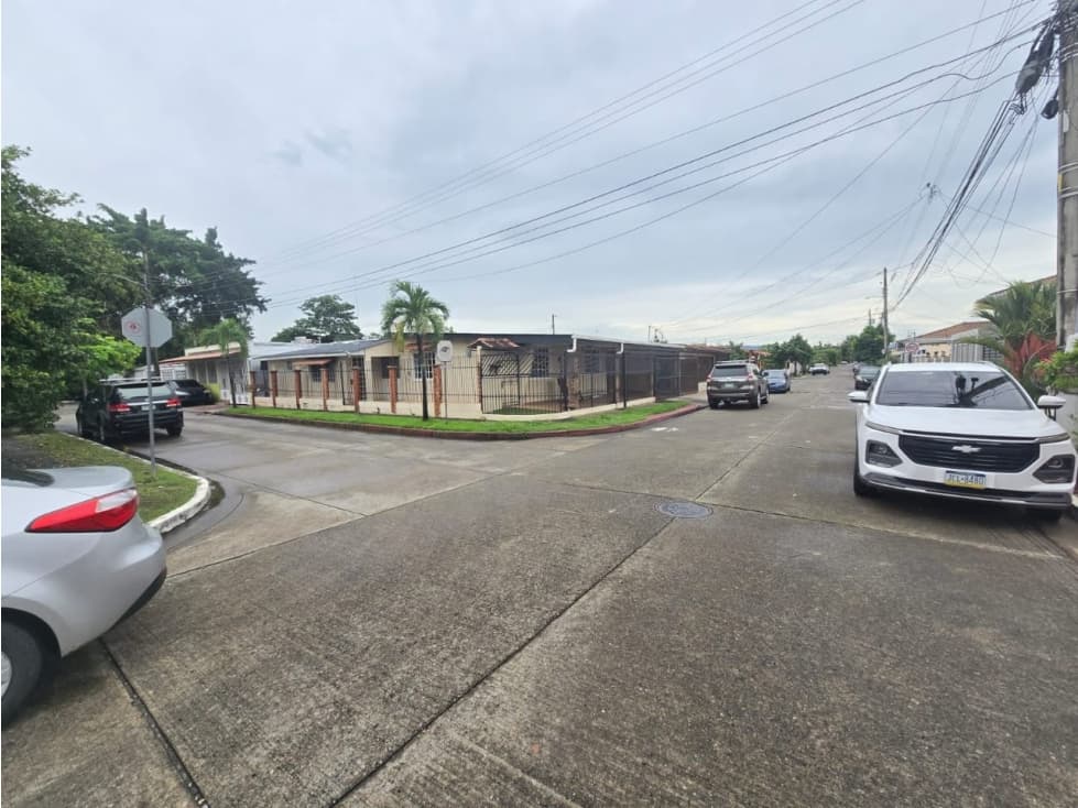 Vendo Casa Nuevo Reparto Panama — foto 2
