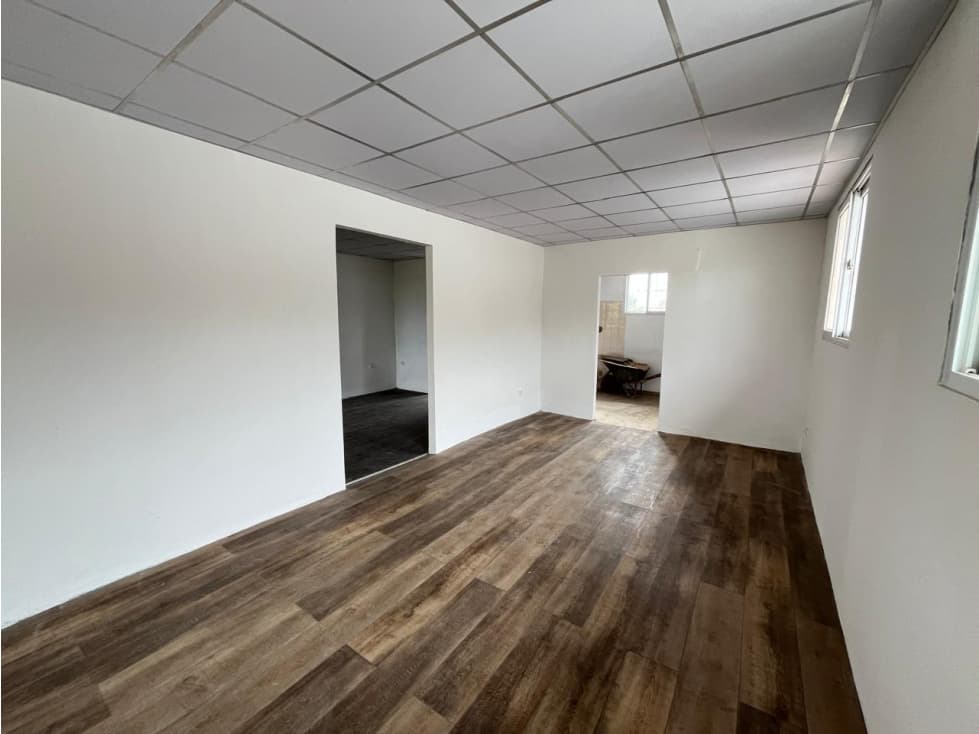 Alquiler de local comercial en San Francisco — foto 2