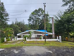 Venta de casa en Altos de Cerro Azul. MY