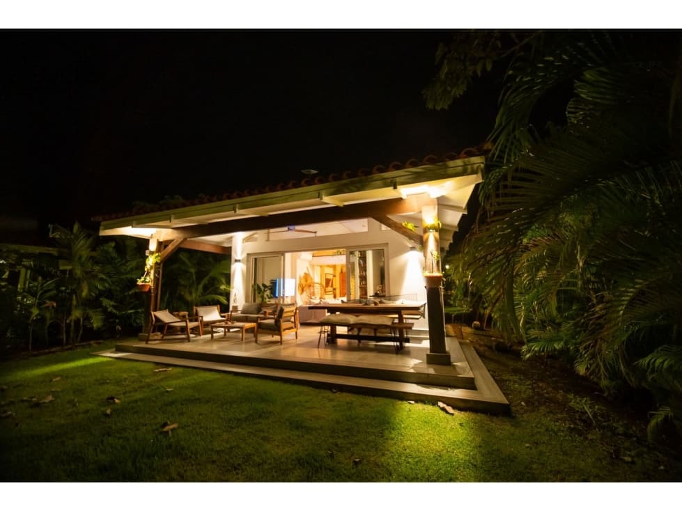 CASA EN BLUE - PLAYA VENAO PEDASI — foto 3