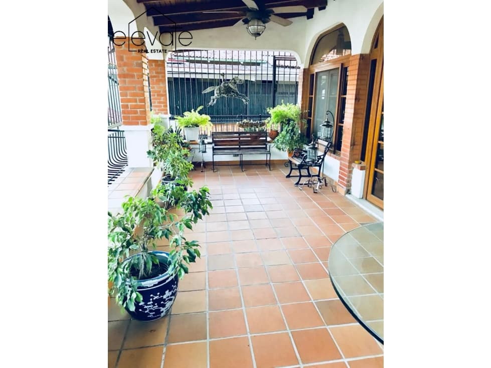 CASA EN LA CRESTA — foto 5