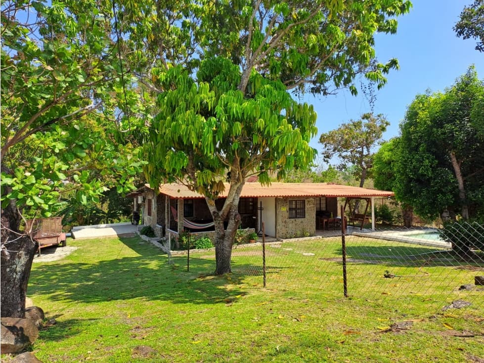 CASA EN ALQUILER A 1.5KM DE PLAYA GORGONA — foto 1