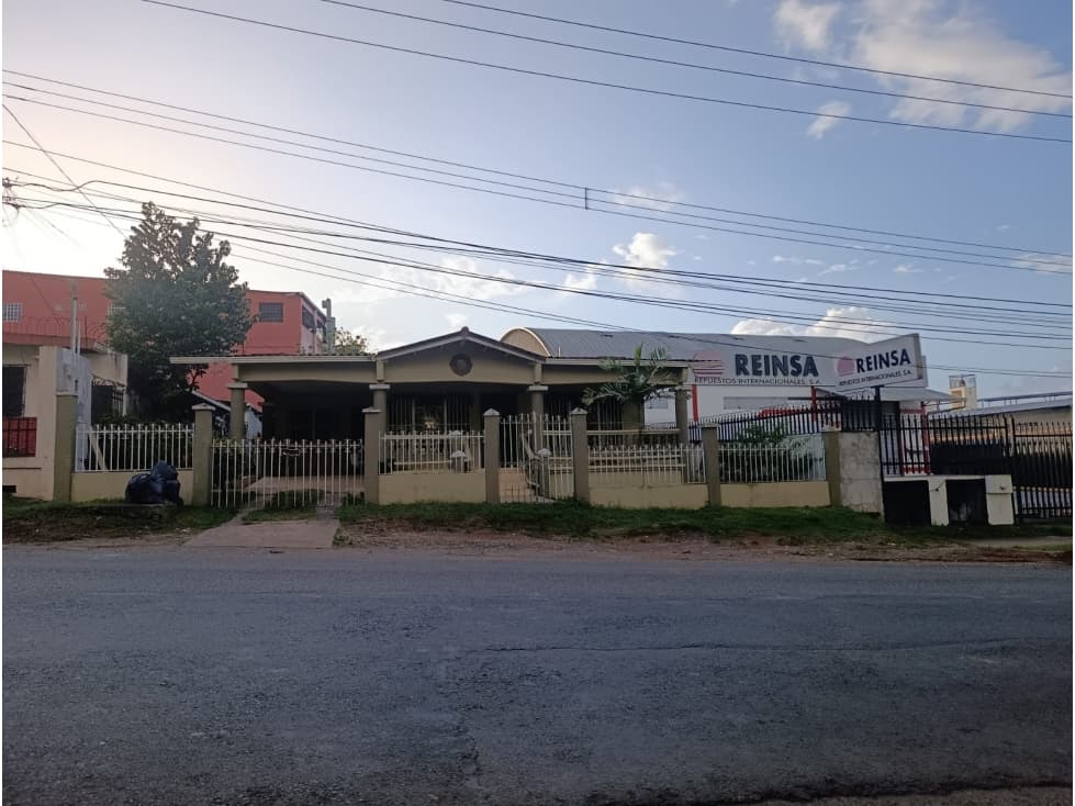 Propiedad Comercial en centro de La Chorrera — foto 1