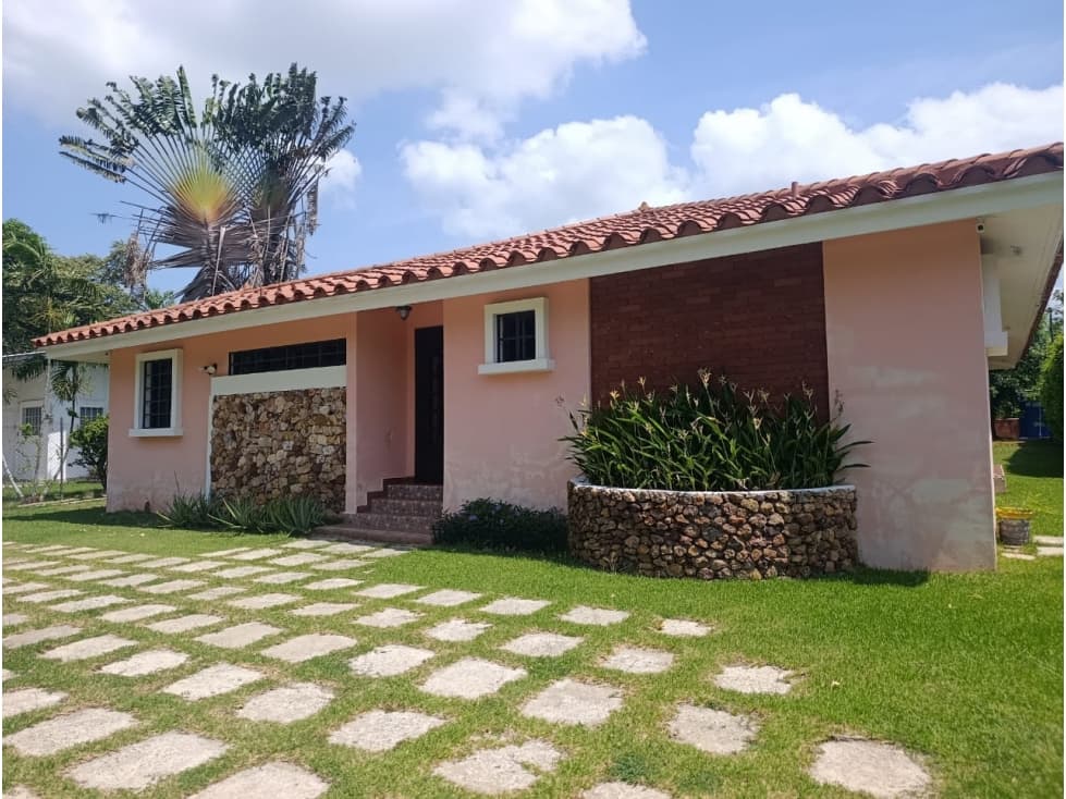 Alquiler de residencia cerca de Avenida Eisenmann, Coronado — foto 4
