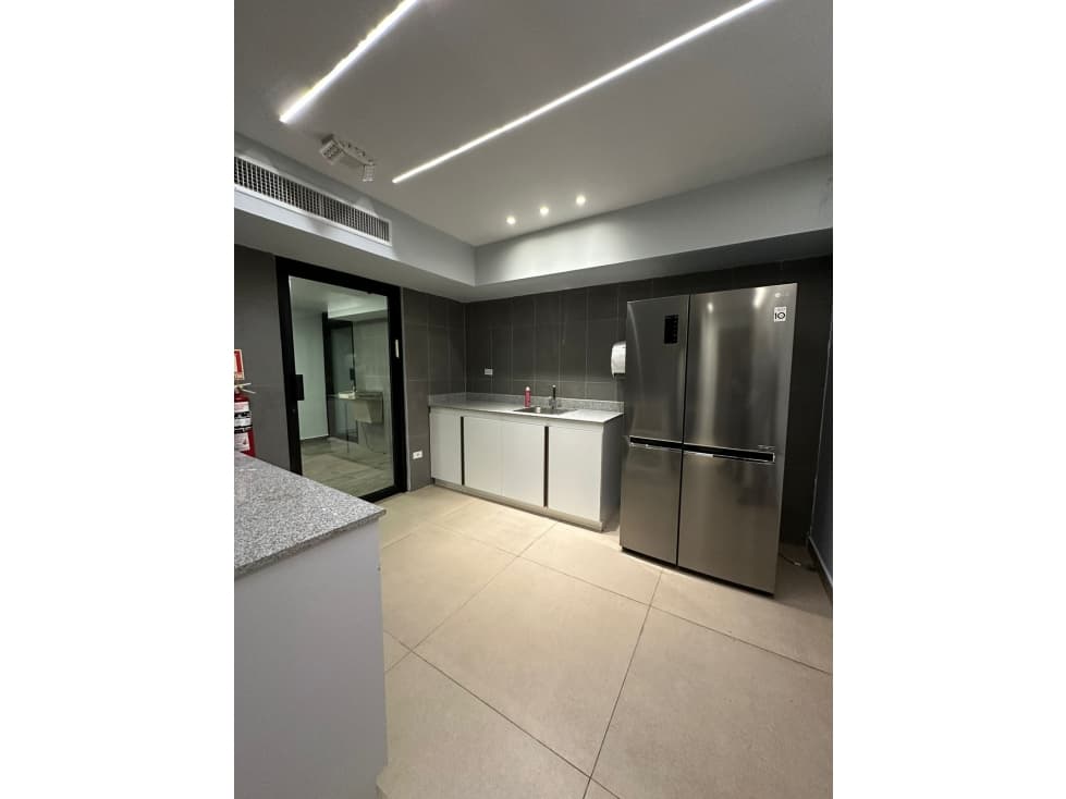 ALQUILER OFICINA MARBELLA AMOBLADA (DV) — foto 3