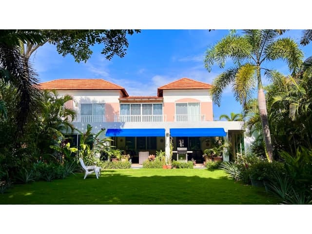 Beachfront Villa for Sale on the Pacific Coast, Panama