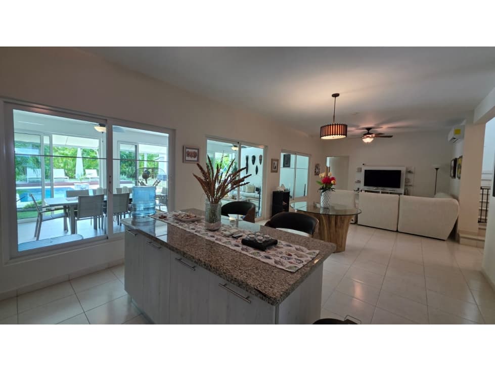 Venta de Casa de Playa en Bijao — foto 4