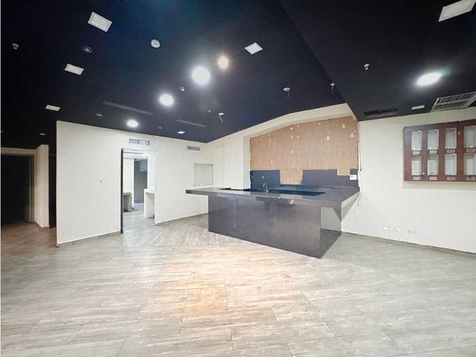Alquiler de local comercial en costa del este , Boulevard Plaza — foto 3