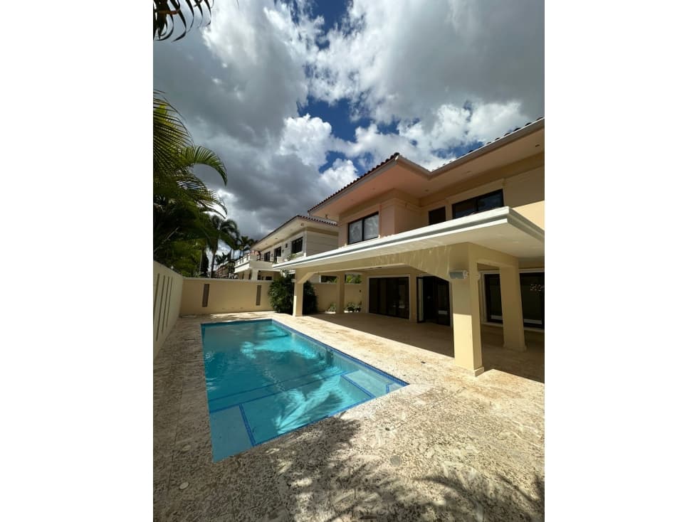 Venta de casa en Costa del Este PH Camelias — foto 1