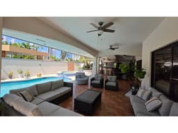 Venta de casa en Costa del Este PH Antigua