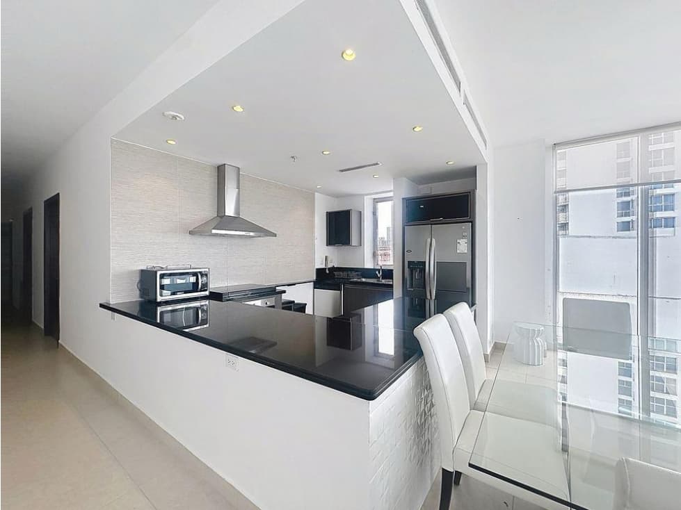 Alquiler de apartamento en Ave. Balboa Rivage Tower — foto 4
