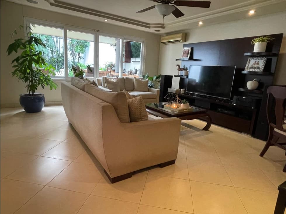 Venta de casa dúplex en Obarrio — foto 3