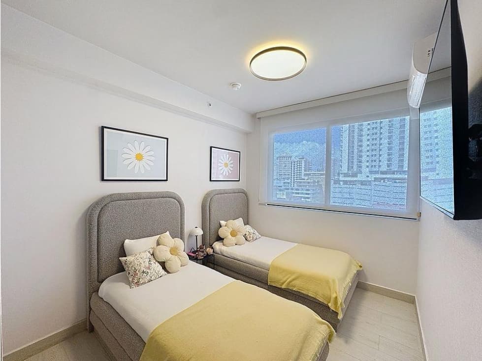 Venta De Apartamento en Edificio Aura 5F piso 4 — foto 6