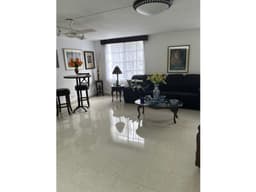 Venta de casa en Obarrio Bella Vista | Residencial privado