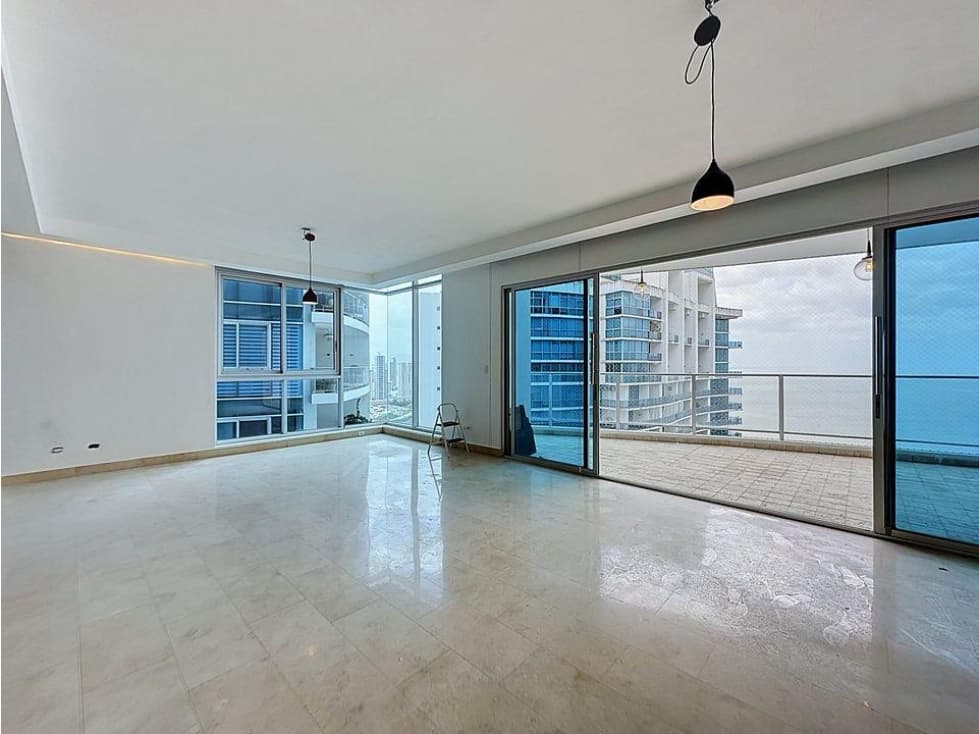 Venta de apartamento en Punta Pacífica PH Pacific Village — foto 1