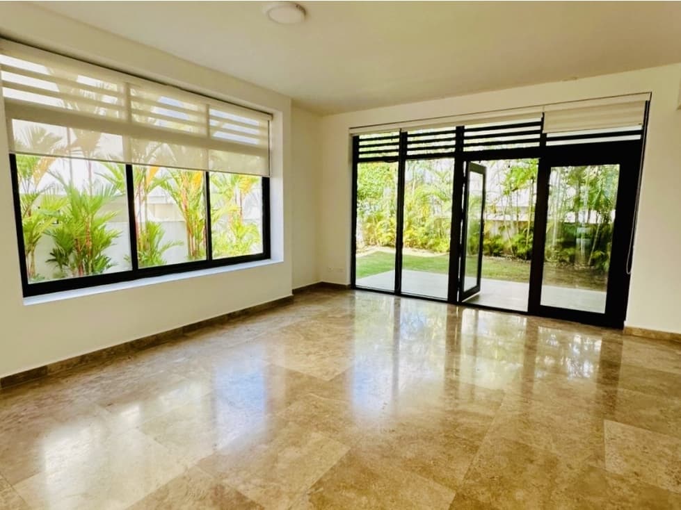 Casa Espaciosa en PH Nativa, Panamá Pacífico — foto 1