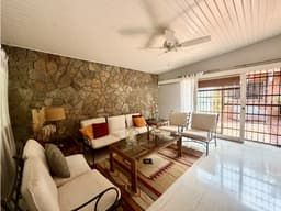 Casa Unifamiliar en el Carmen, Debajo de Venta Rápida