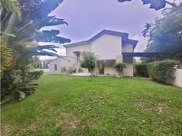 Única Casa en Esquina con Lote Grande en PH Nativa, Panama Pacifico