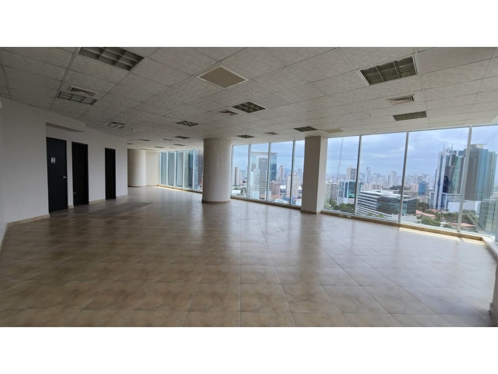 ALQUILO OFICINA EN CALLE 50 EDIFICIO EL TORNILLO — foto 6