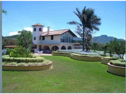 CASA EN VENTA O ALQUILER EN EL VALLE DE ANTÓN 1.8 HECTÁREAS