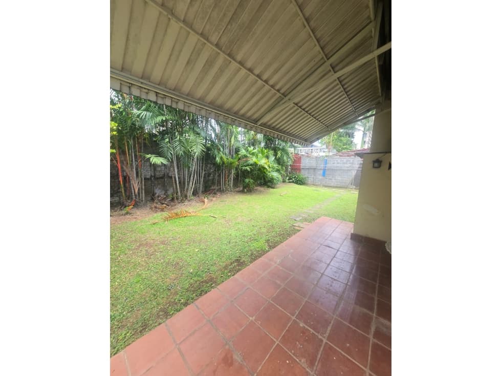 VENTA DE CASA CON ALTO POTENCIAL DE INVERSIÓN EN MARBELLA — foto 2
