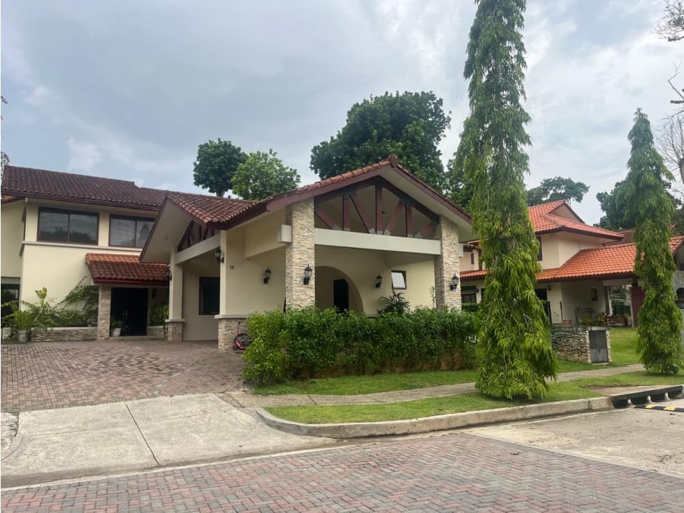 Casa en Venta en Clayton en Senderos de Cruces — foto 1