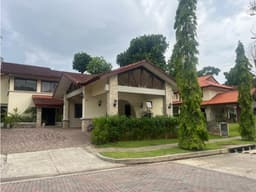 Casa en Venta en Clayton en Senderos de Cruces