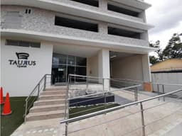 Apartamento amoblado en alquiler, PH Taurus Tower, Carrasquilla
