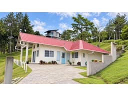 Se vende Casa en Altos de Cerro Azul