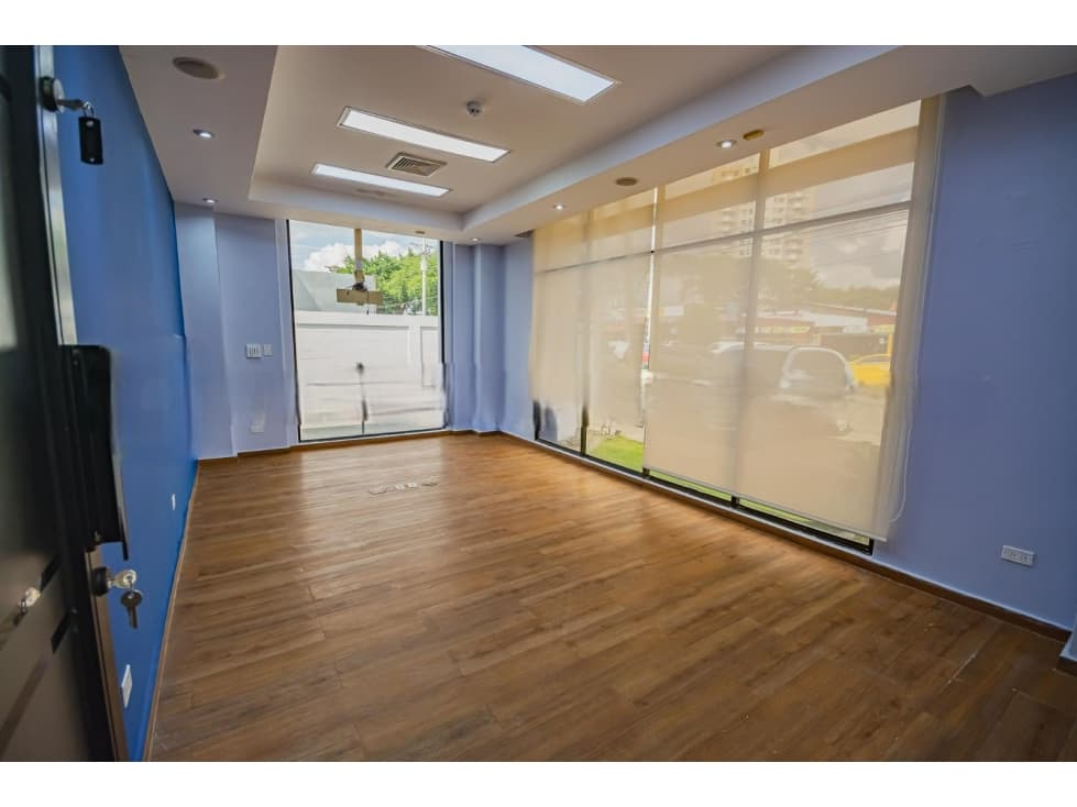VENTA O ALQUILER DE GALERA EN COSTA DEL ESTE CON EDIFICIO CORPORATIVO — foto 5