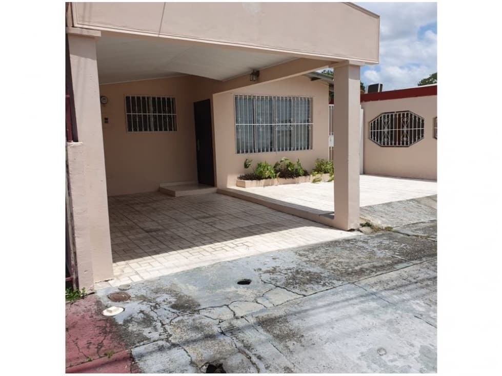 Casa En Alquiler En Villa Lucre — foto 5
