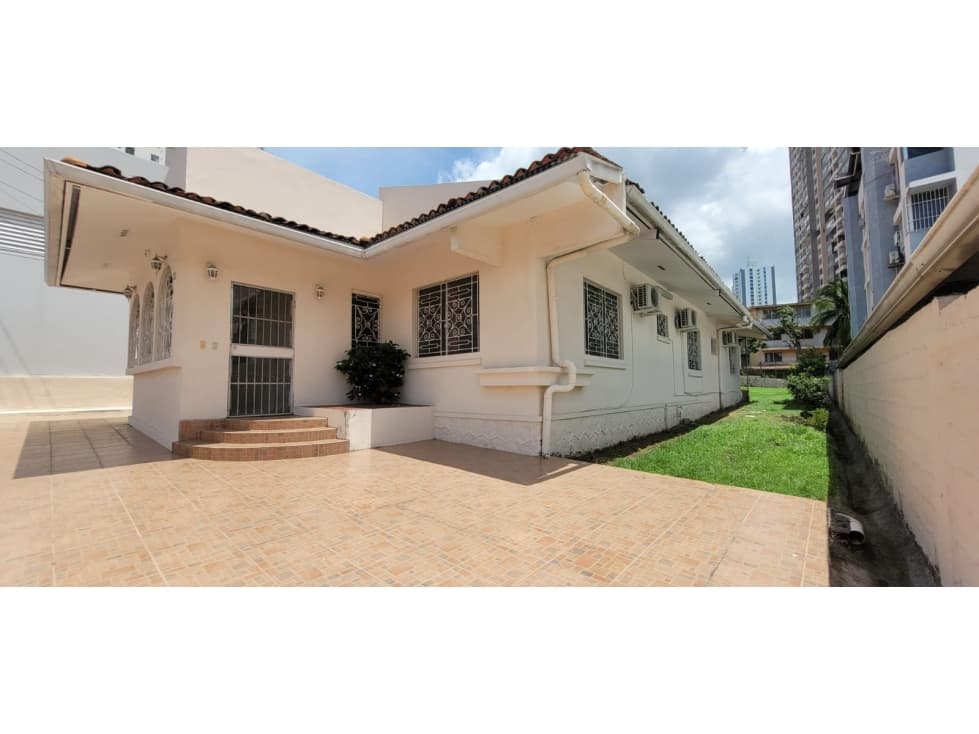 CASA COMERCIAL ALQUILER PARQUE LEFEVRE — foto 1