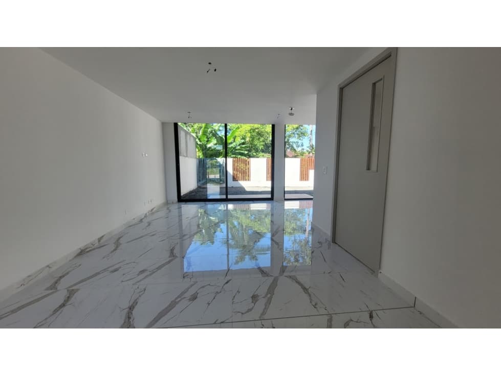 Moderna Casa a estrenar - Residencial Albrook 9  — foto 3