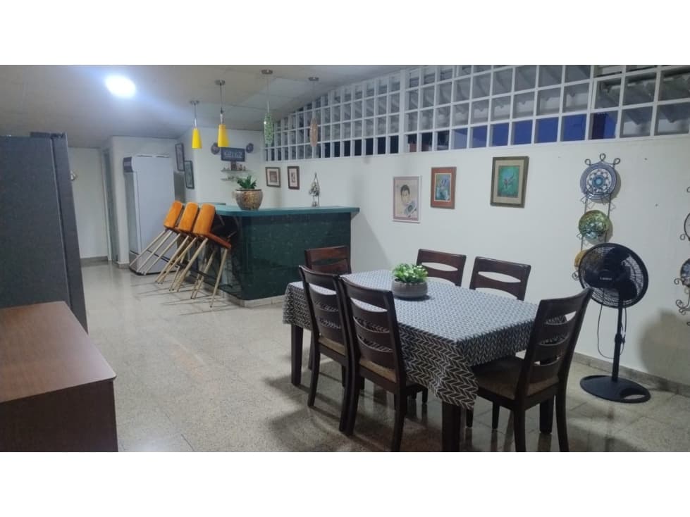 VENTA DE CASA EN PARQUE LEFEVRE — foto 3