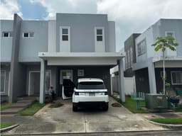 Casa en Alquiler Paseo Norte, Brisas del Golf
