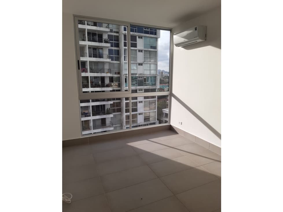 Apartamento en Alquiler PH Loma Vista Tower — foto 2