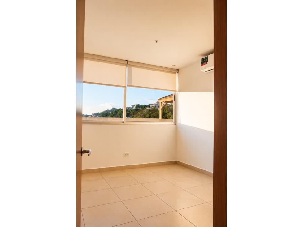 Apartamento en Venta o Alquiler Villa Lucre — foto 6
