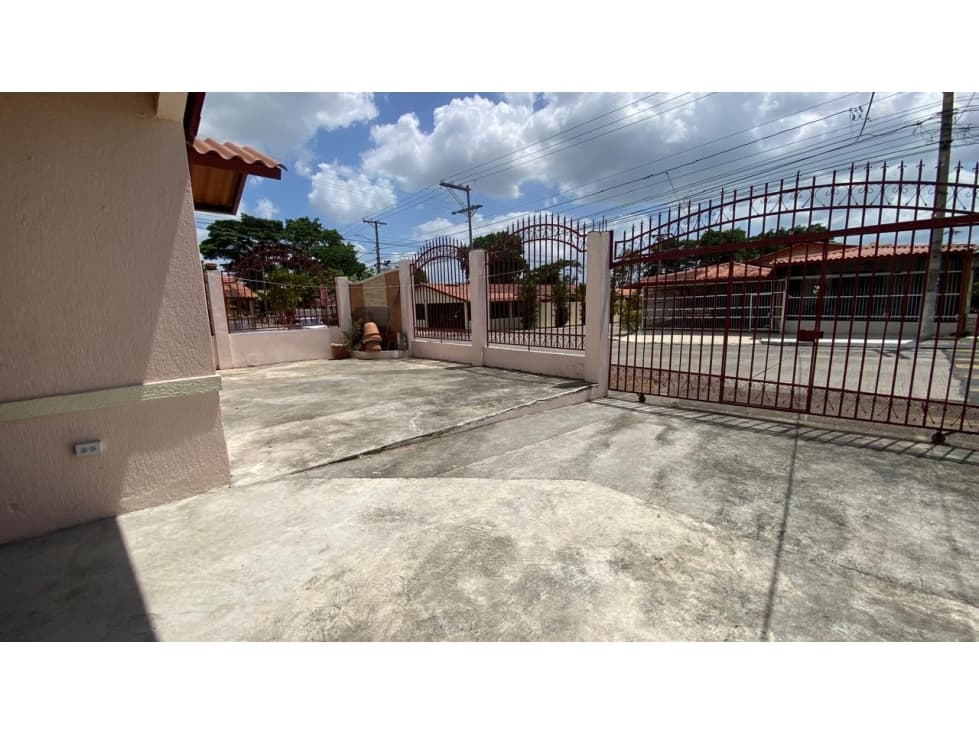 Casa en Alquiler Camino Real, San Antonio — foto 4